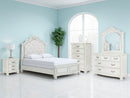 Montelaine - Upholstered Panel Bed