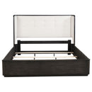 Leandro - Wingback Bed