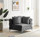 Tremblay - Corner Chair
